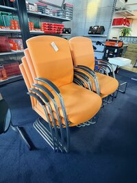 Set van 4 vergaderstoelen oranje