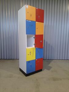 Multi color locker met 10 deurtjes
